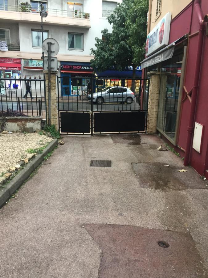 Cauvi - Antibes Centre, Wifi, Climatisation, 4 Personnes Lägenhet Exteriör bild
